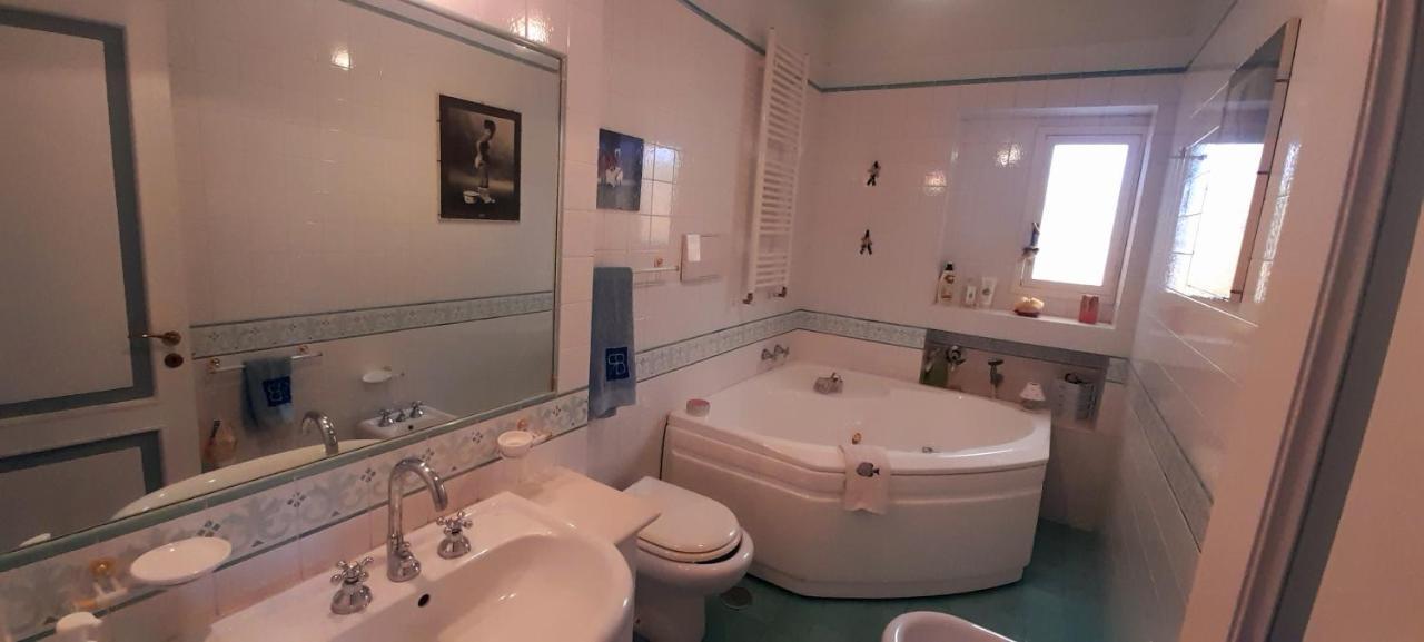 Judith Wright'S Home Maiori Ngoại thất bức ảnh